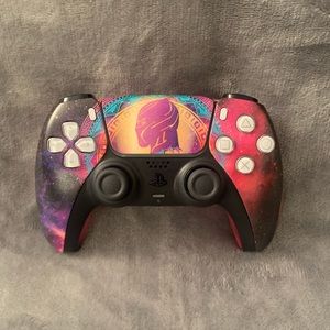 Modded Black Panther Themed PlayStation 5 Controller in Mint Condition